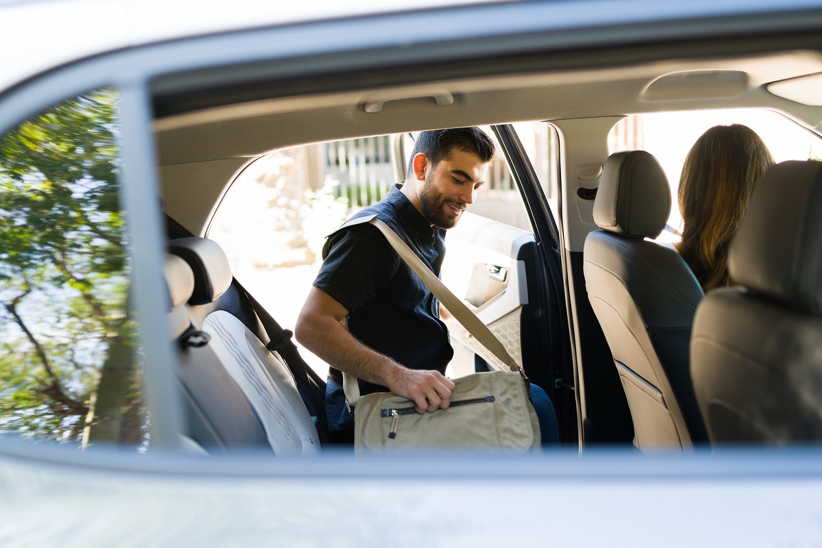 Uber-chauffeur ondernemer of werknemer